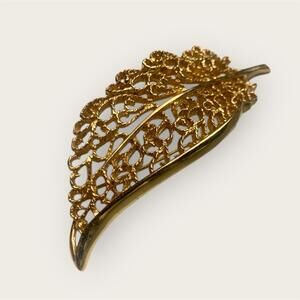 VTG Original Monet Signed Vintage Large Gold Tone Feather Leaf Metal Brooch Pin
